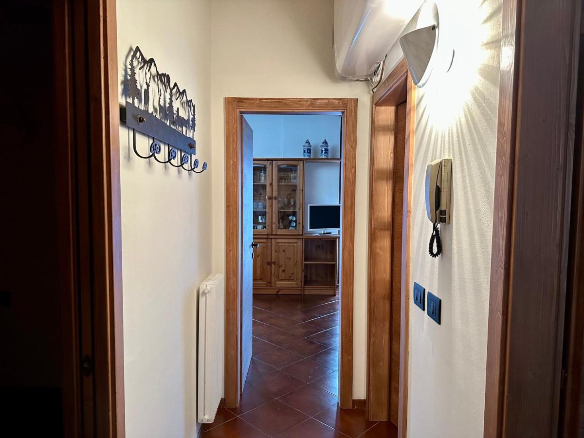 Mansarda Con Vista Appartement Giustino Buitenkant foto