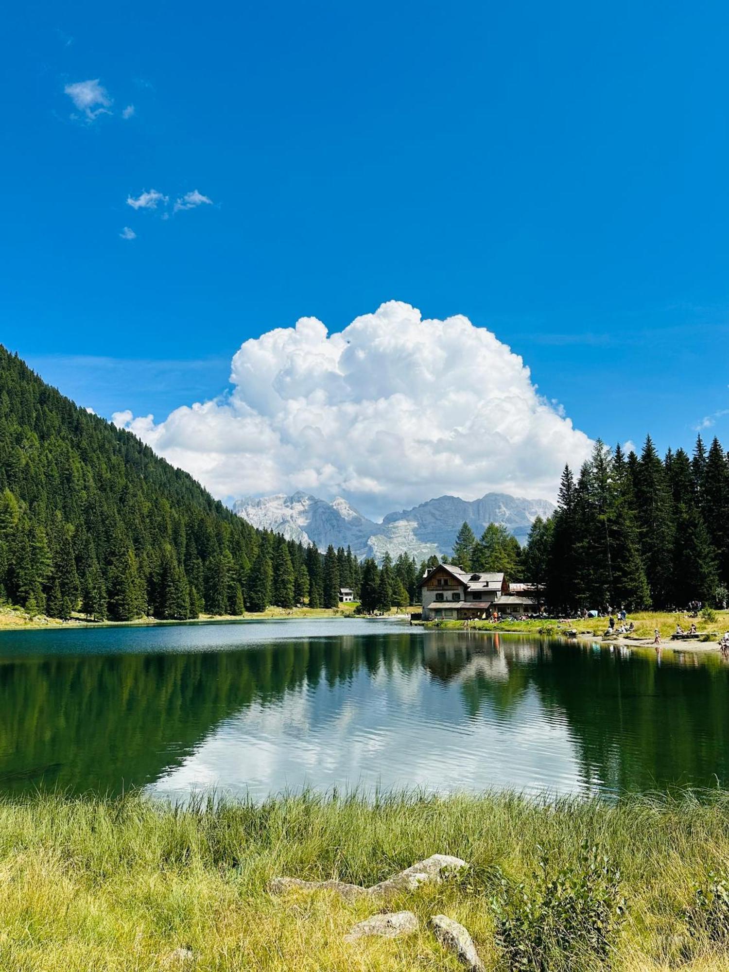 Mansarda Con Vista Appartement Giustino Buitenkant foto
